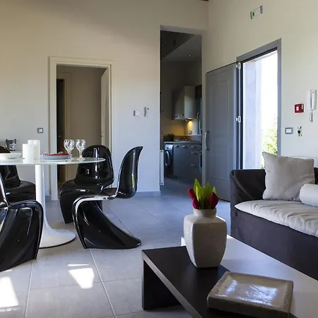 Lefteris Villa
